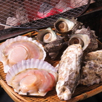 肉（牛・豚・鶏）、野菜、旬の海鮮♪幅広いメニューを七輪焼でお楽しみいただけます♪