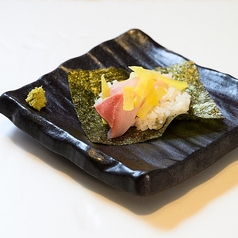 ひとくち手巻き ぶりたく