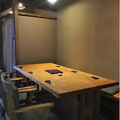 夜景を楽しみながら乾杯するひとときは格別◎お洒落な空間で、旬の食材を使用した創作和食を味わう贅沢なディナータイムをお過ごしいただけます♪