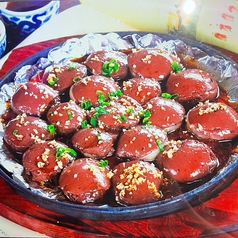 【無形文化遺産料理】満族風ブラッドソーセージの焼き物