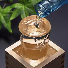 しっぽりと日本酒を。味わい深い一杯をあなたへ。