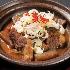 牛筋煮込み