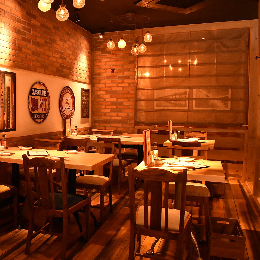 店内は総80席の広々とした空間!!個室もご用意しておりますのでお気軽にお問い合わせください♪