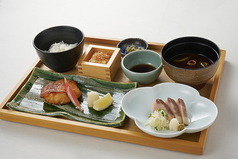 今月のお薦めランチ。酒類豊富にご用意しております。