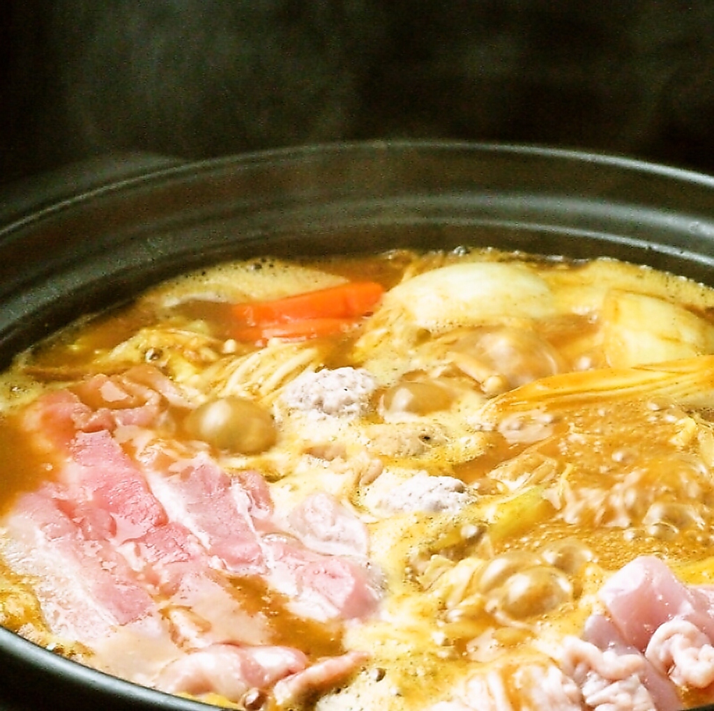 TVでも絶賛！リピーター続出の【カレーちゃんこ】カレーの味がピリっと効いています☆