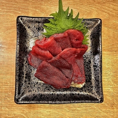 馬肉赤身刺し