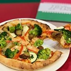 野菜の菜園風ピザ