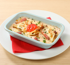 キノコとベーコンの明太クリームグラタン