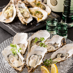 あいう魚 牡蠣と炭の写真