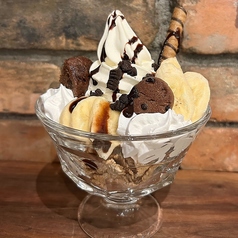 チョコバナナパフェ