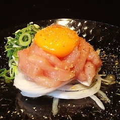 地鶏塩ユッケ