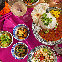 スパイスの奥深い香りと食欲そそる痺れ辛味のハーモニー