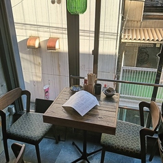 おしゃれな2名席 デートにピッタリ!!(船橋/津田沼/市川/西船橋/居酒屋/個室/喫煙可/焼き鳥/肉刺し/宴会/歓送迎会/大衆/大衆酒場/送別会/歓迎会/忘年会/新年会/歓送迎会/飲み会/カウンター)