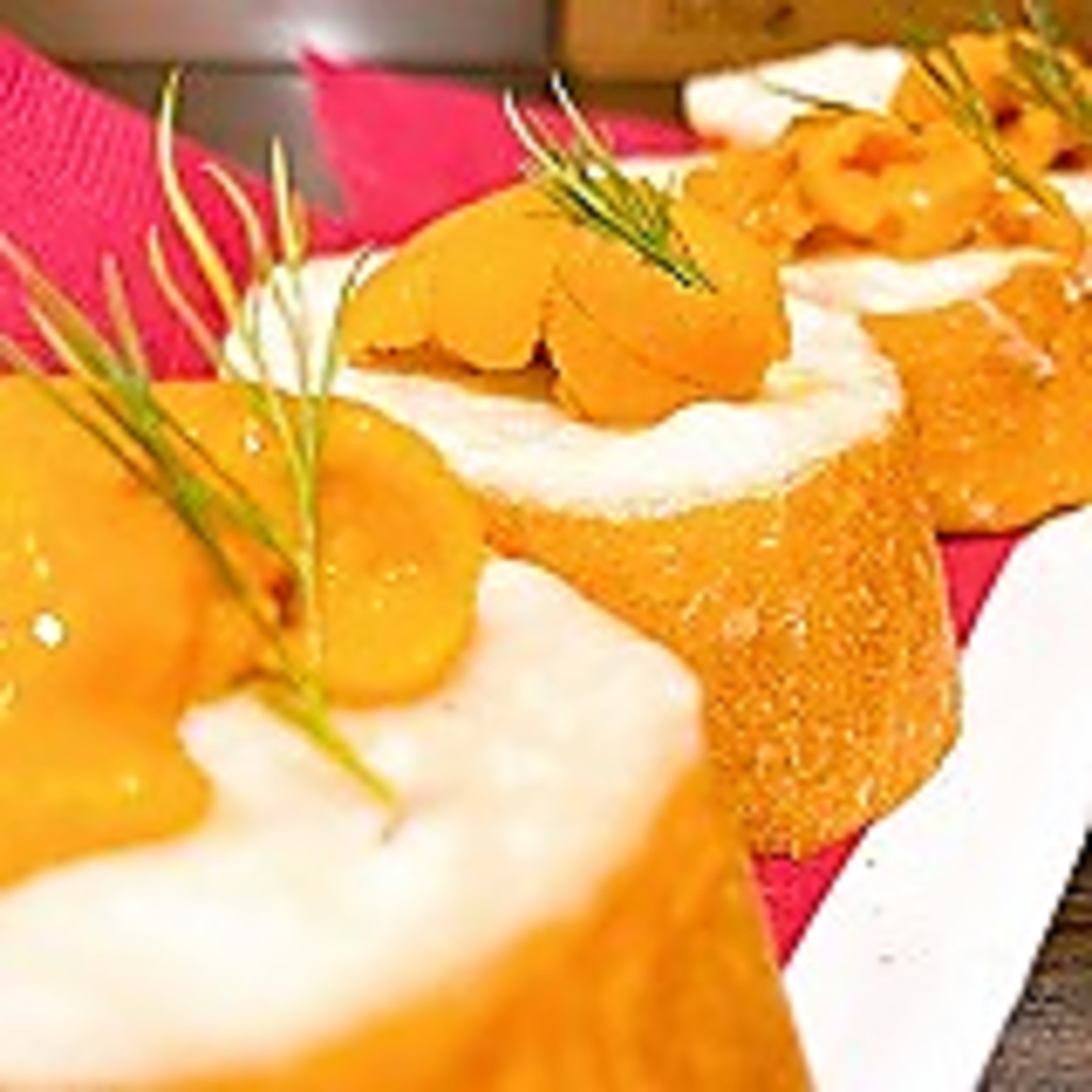 北海道の食材は牡蠣やウニなど魚介海鮮から、牛豚鶏そしてキジといったお肉、じゃがいもなど野菜まで