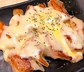 料理メニュー写真 チーズ焼き餃子
