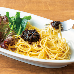 海苔くらげとうにソースのクリームパスタ