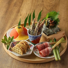 涼を愉しむ ”夏の寿” 五彩盛り