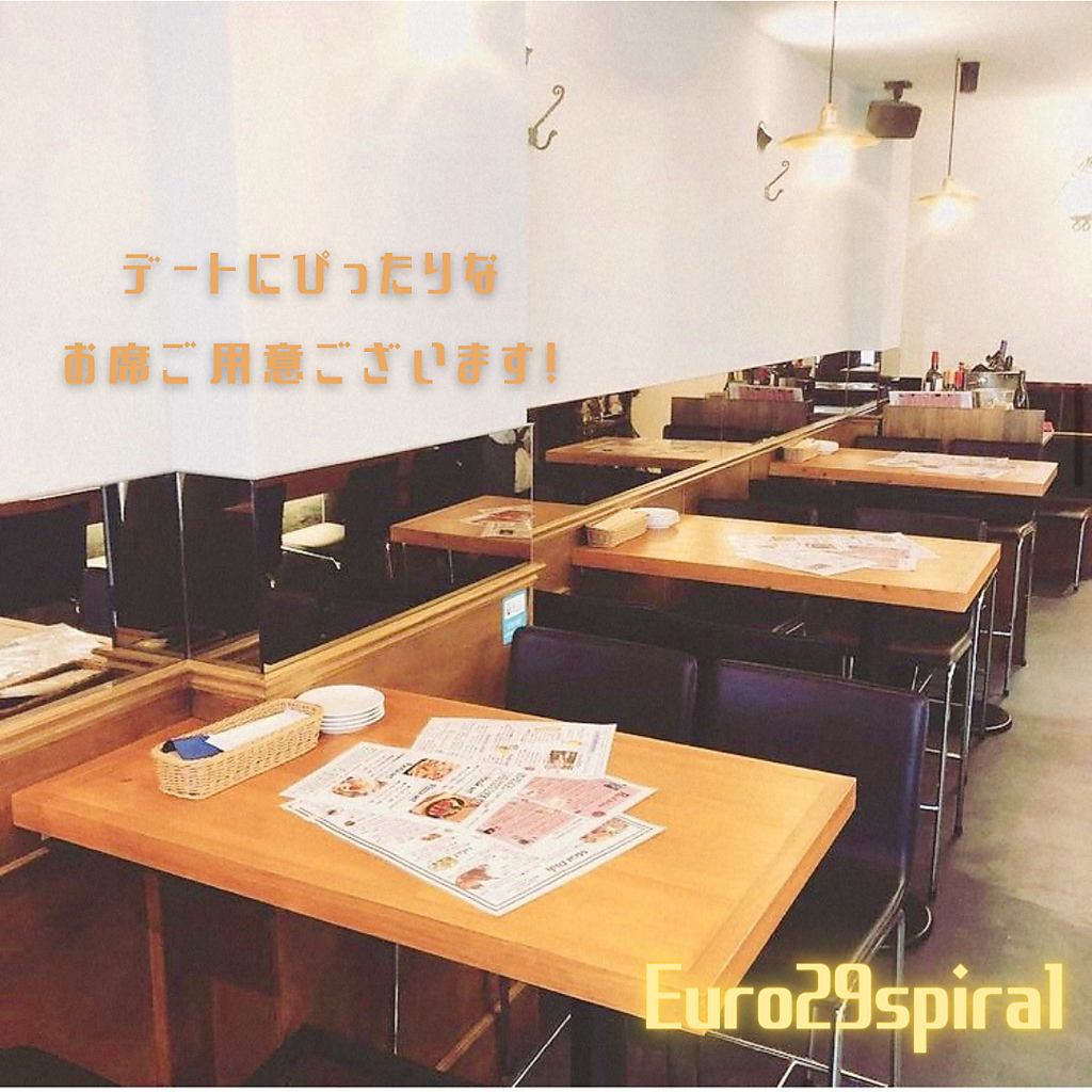 カジュアルなのにスタイリッシュな店内はデートにも使いやすい♪