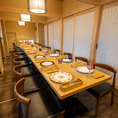 完全個室のテーブル席は最大22名様までご利用可能！各種ご宴会は店舗までご相ください！