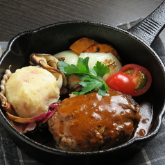 和牛ハンバーグの鉄板焼き