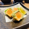 料理メニュー写真 サーモンのレアな天ぷら