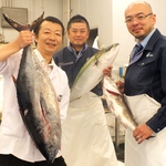 金沢の台所「近江町市場」内にある「大口水産」にて新鮮な海産を毎日仕入れております。鮮度に自信！