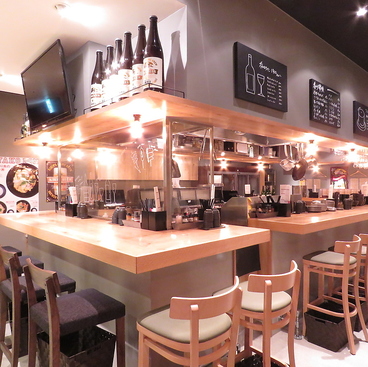 一番酒場 あぶりどりバリ鳥の雰囲気1