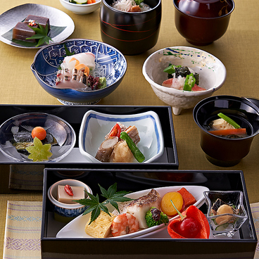 和食堂 山里のおすすめ料理1