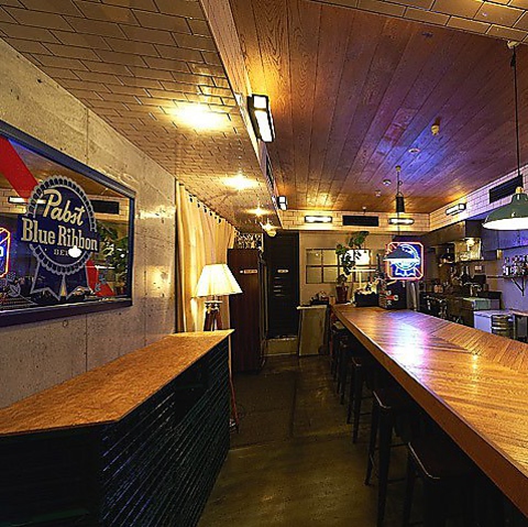 恵比寿の駅チカ立ち飲みバーで美味しいワインやビールをたっぷりお愉しみ下さい！