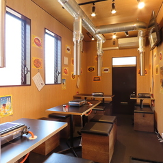 10～14名様にて、お店の貸切利用も承ります！お電話、または店頭にてご予約をお待ちしております。