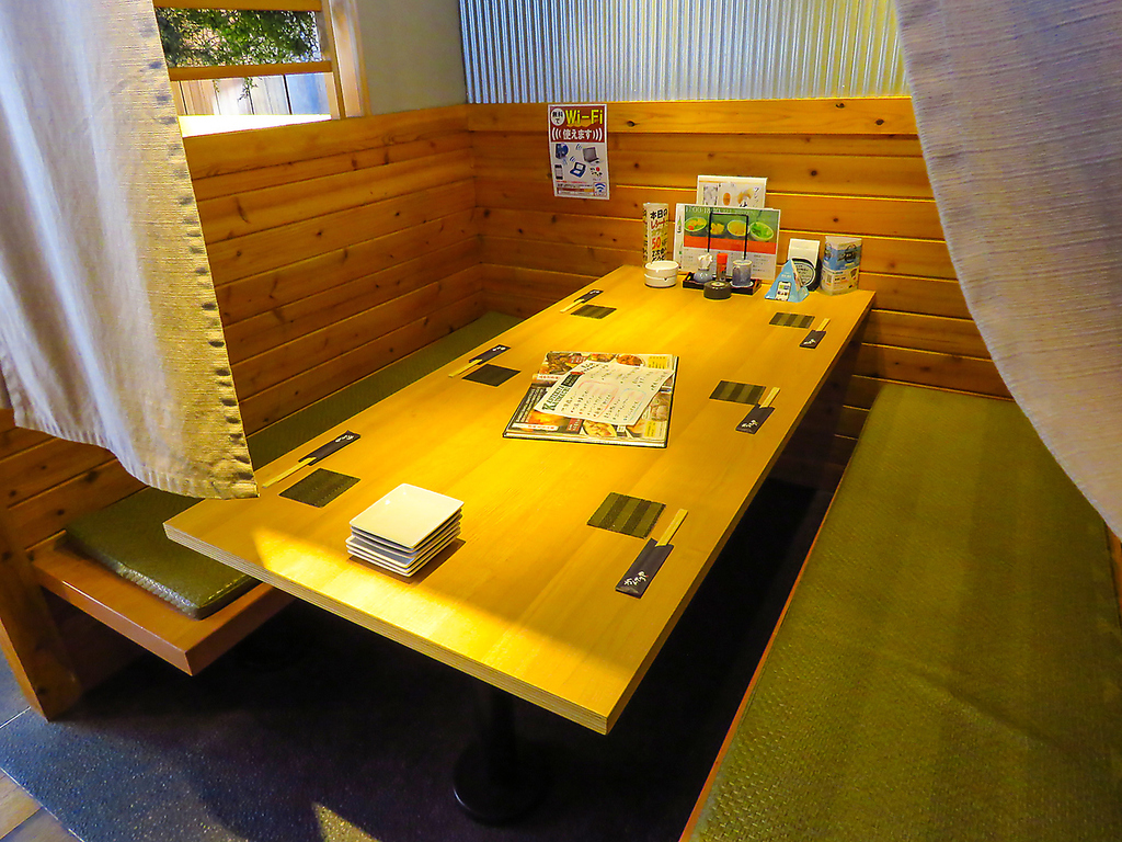 【テーブル席】寛ぎのテーブル席ご用意！普段使いも◎