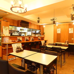 とんかつ屋の食堂&弁当 バルBLACK PAPAの写真