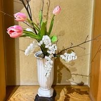 週替わりで愛でる、花のしつらえ。