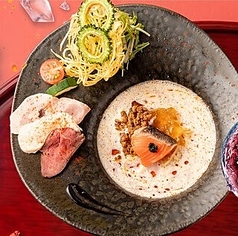冷サーモン坦々麺