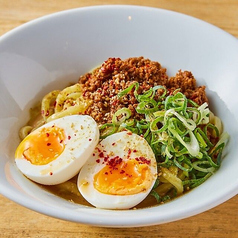 絶品!麻辣汁なし担担麺