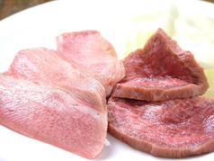 当店自慢の「牛舌」は仕入れにこだわり国産のみを使用!
