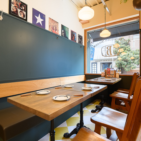 THE BIBULOUS SALOON U ruX T[