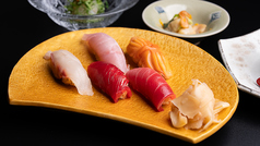 鮨と料理 案山子の特集写真