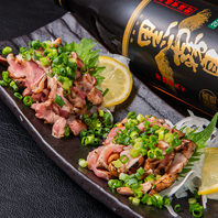 お酒に合うお料理を豊富にご用意しています。