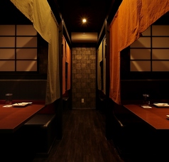 【ボックス個室】4名様までご利用いただけるボックスタイプの個室席です。