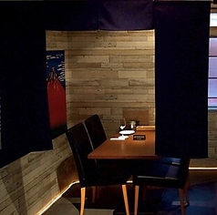 【半個室：4名様×2卓】