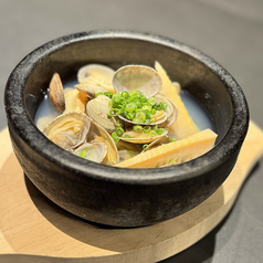 国稀香るアサリと笹竹の酒蒸し