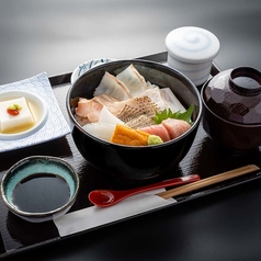 海山邸　肉割烹　燎（かがりび）のコース写真