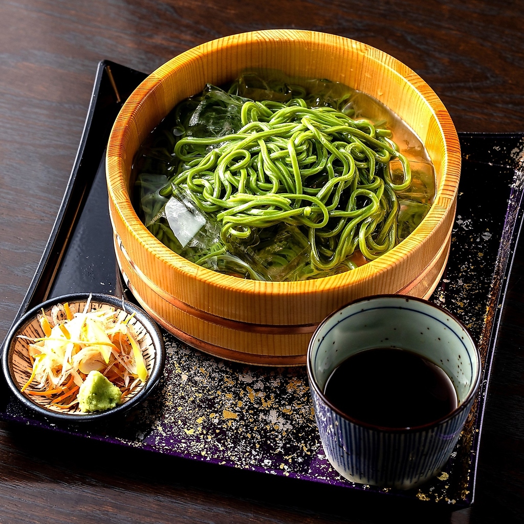 「淡路島から贈り物『濃厚わかめ麺』968円(税込)」お店の自慢〆の逸品!ツルっと美味しく食べられます