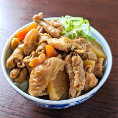 ヤマネ特製もつ煮丼