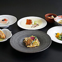 ロイヤルパインズホテル浦和 中国料理 彩湖のコース写真