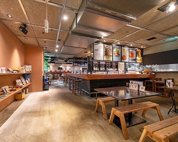 Keyaki no Mori ケヤキノモリ Cafe&Bar 一番町の雰囲気1