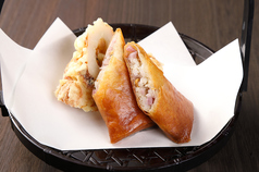 塩納豆とつや姫の春巻きとちくわの磯部揚げ