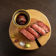 料理の味わいだけでなく、心に残るひとときを届ける