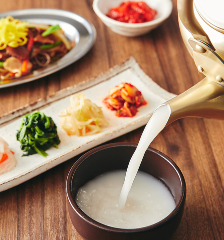本場の味を楽しめるメニュー豊富な韓国料理屋！アットホームでお手頃に満足できる◎